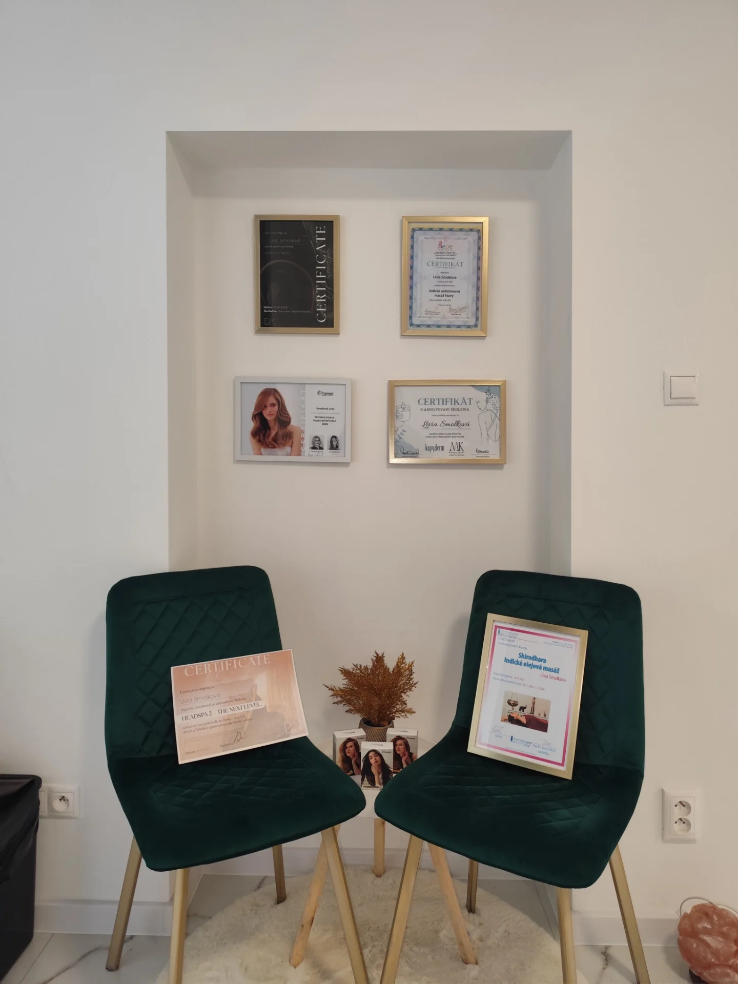 Livax Head Spa certifikáty